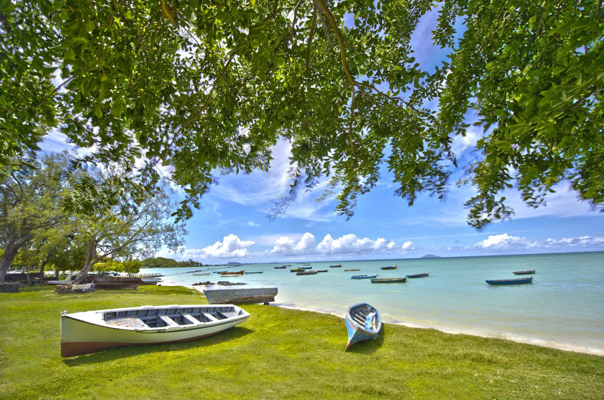 MJ Holidays Mauritius - Surroundings